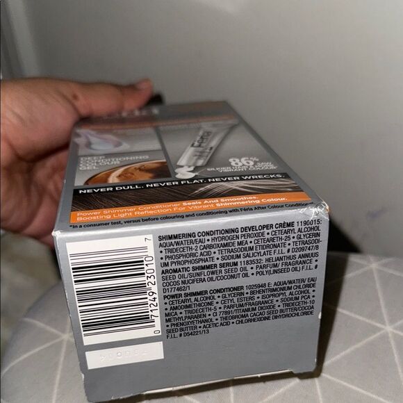 L'Oreal Paris crystal Brown Hair Color, shimmering and deep conditioning NIB - Picture 5 of 7